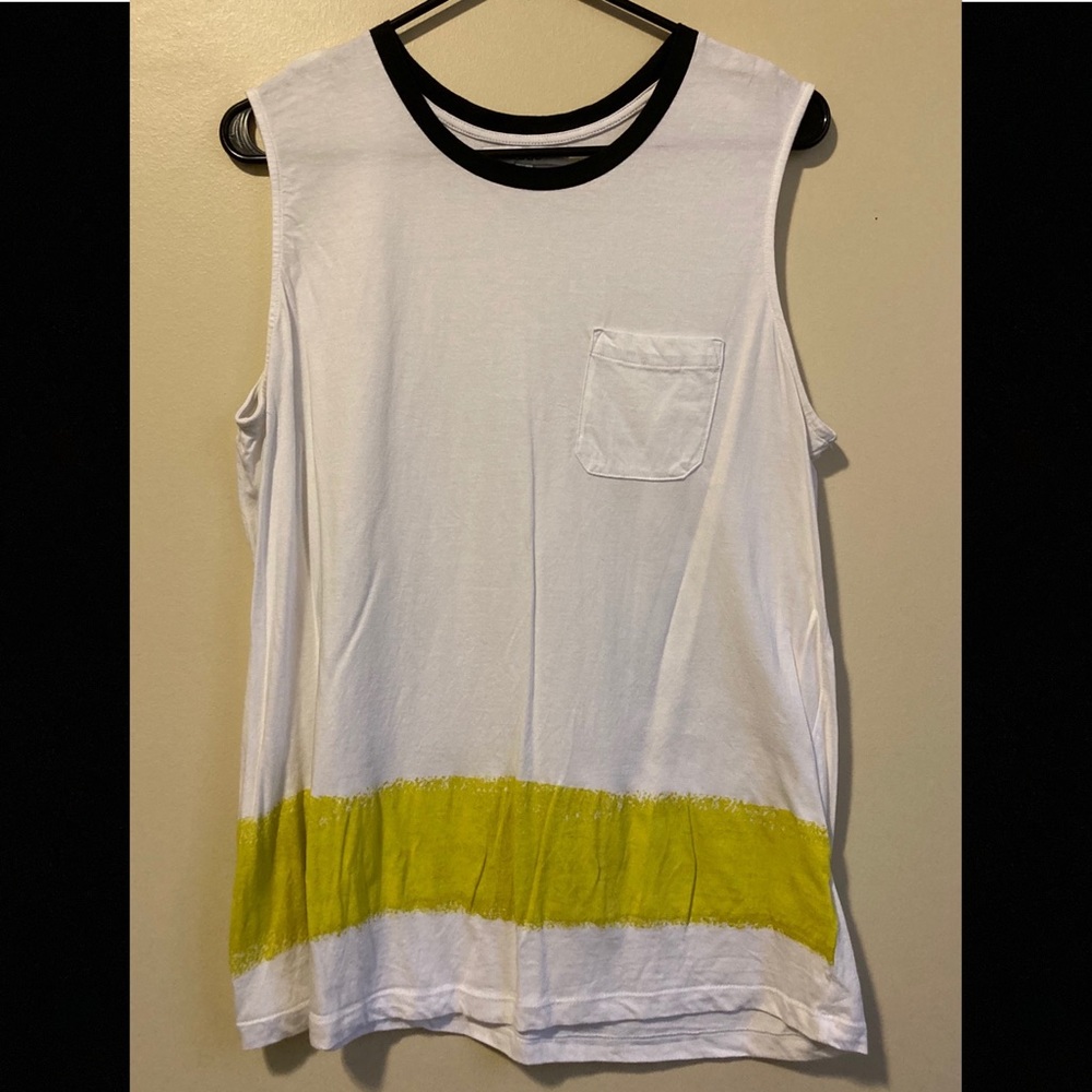 REED paintbrush tank